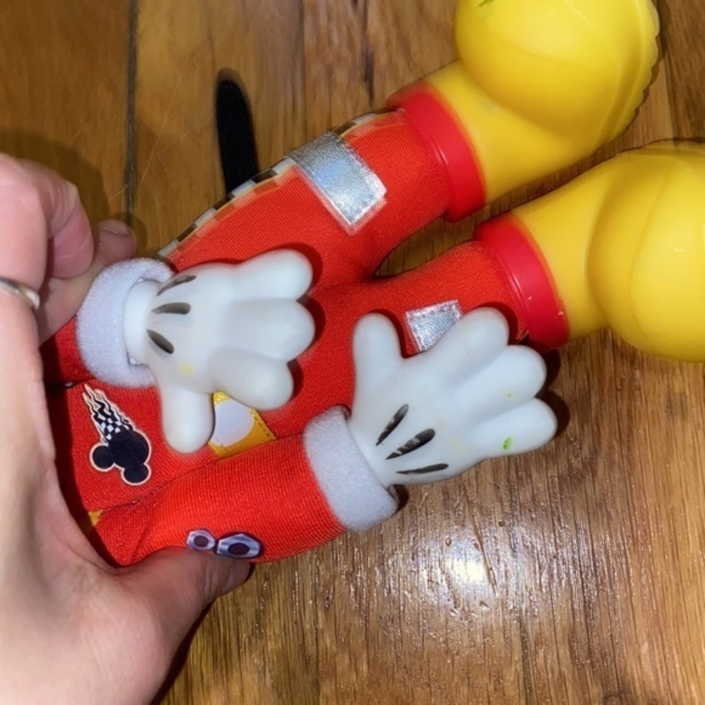Mickey and the Roadster Racers talking toy 17 phrases some signs of wear & play. - Picture 4 of 5